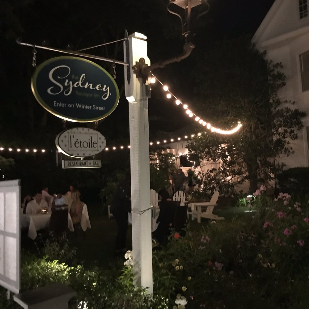 L'etoile Restaurant - Outdoor dining - French Near Me - Edgartown, Massachusetts