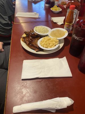 Bullock's Bar-B-Cue by null