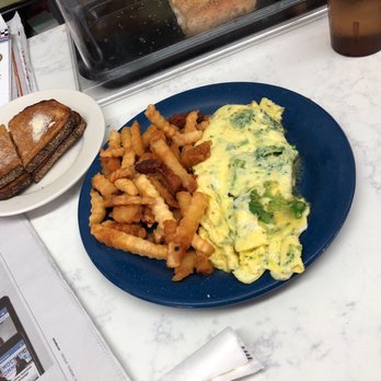 Mineola Diner - My - Diners Near Me - Mineola, New York