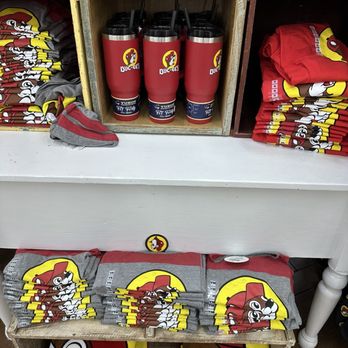Buc-ee's - Buc-ee's merch - Convenience Stores Near Me - Bastrop, Texas
