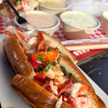 Pike Place Chowder - Maine Lobster Roll - Seafood Near Me - Seattle, Washington Pike Place Chowder - Maine Lobster Roll - Seafood Near Me - Seattle, Washington
