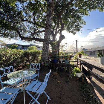 Ono Tacos - Lahaina - Seating area (multiple tables) - Mexican Near Me - Kahului, Hawaii Ono Tacos - Lahaina - Seating area (multiple tables) - Mexican Near Me - Kahului, Hawaii