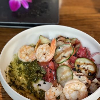 Thyme Table - A beautiful heirloom tomato salad with pesto and shrimp side - New American Near Me - Bay Village, Ohio Thyme Table - A beautiful heirloom tomato salad with pesto and shrimp side - New American Near Me - Bay Village, Ohio