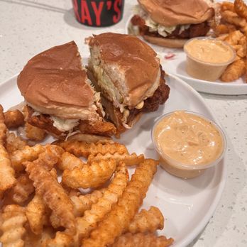 Howlin' Ray's - The sando. Mild & Medium - Southern Near Me - Pasadena, California Howlin' Ray's - The sando. Mild & Medium - Southern Near Me - Pasadena, California