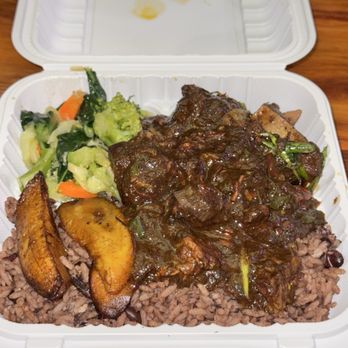 Sattdown Jamaican Grill - Sattdown Jerk Oxtail - Caribbean Near Me - Studio City, California Sattdown Jamaican Grill - Sattdown Jerk Oxtail - Caribbean Near Me - Studio City, California