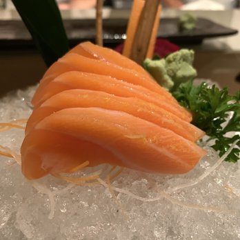 Kosushi - Salmon sashimi - Japanese Near Me - São Paulo, SP