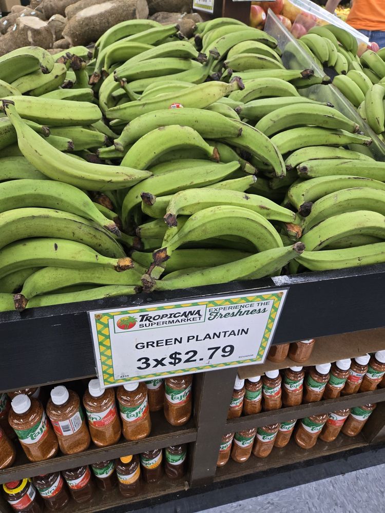 Tropicana Supermarket Logo
