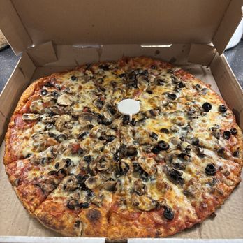 Grandma Tony's Pizza - The XL pizza - the amount of toppings is so good!! - Pizza Near Me - Tucson, Arizona Grandma Tony's Pizza - The XL pizza - the amount of toppings is so good!! - Pizza Near Me - Tucson, Arizona