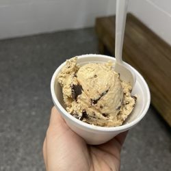 Barkley's Derry King - Cappuccino Crunch hard ice cream flavors