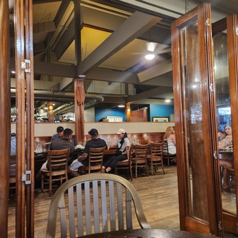 Kona Brewing - Pubs Near Me - Honolulu, Hawaii