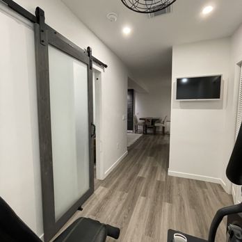Designhaus Interiors - Gym area with state of the art equipment. - Interior Design Near Me - Southampton, Pennsylvania Designhaus Interiors - Gym area with state of the art equipment. - Interior Design Near Me - Southampton, Pennsylvania