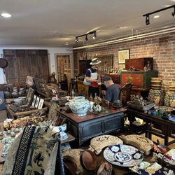 I Ching Antiques - Amazing selection!