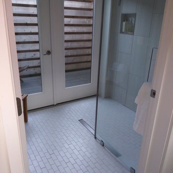 Lodges on Vashon - I love this shower with enclosed privacy porch! - Vacation Rentals Near Me - Vashon, Washington Lodges on Vashon - I love this shower with enclosed privacy porch! - Vacation Rentals Near Me - Vashon, Washington