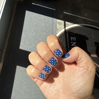 V360 Nail Lounge - Gel Nails with Design - Nail Salons Near Me - Austin, Texas
