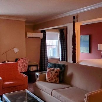 Queen's Landing - A beautiful and spacious suite - Hotels Near Me - Niagara-on-the-Lake, Ontario