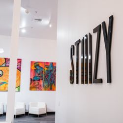 STIIIZY - Downtown Los Angeles - STIIIZY DTLA Cannabis Dispensary