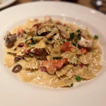 The Cheesecake Factory - Desserts Near Me - Edina, Minnesota