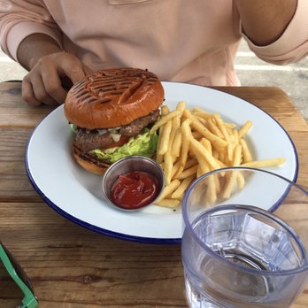 Blueys Kitchen - Burger - Cafes Near Me - Santa Monica, California Blueys Kitchen - Burger - Cafes Near Me - Santa Monica, California