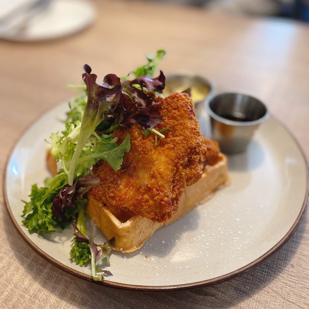 Cannery Cafe - Fried Chicken & Waffle - Canadian (New) Near Me - Richmond, British Columbia