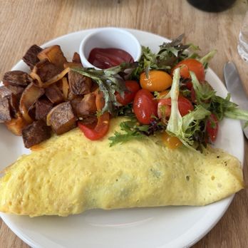 Surveyor - Omelette - American Near Me - Washington, DC, District of Columbia
