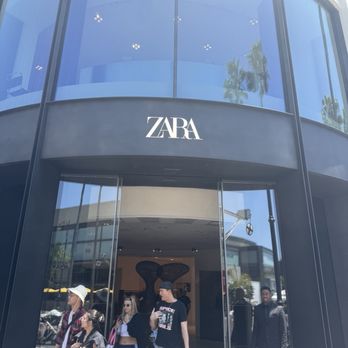 Zara - Zara flagship store. Opened in June, 2025. - Men's Clothing Near Me - Los Angeles, California Zara - Zara flagship store. Opened in June, 2025. - Men's Clothing Near Me - Los Angeles, California