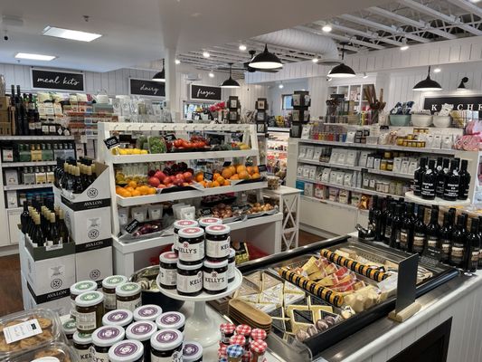 Kitchen & Market by null