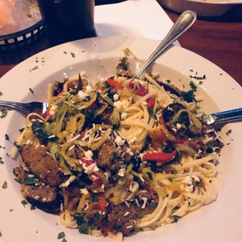 Gia's Pizzeria - A.P. Pasta -Yummy! - Italian Near Me - Boardman, Ohio