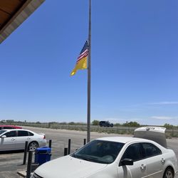 Bowlin's Akela Flats - Parking