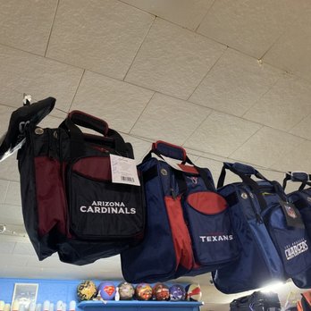 Snake River Bowl - bags hanging from the ceiling - Bowling Near Me - Burley, Idaho Snake River Bowl - bags hanging from the ceiling - Bowling Near Me - Burley, Idaho