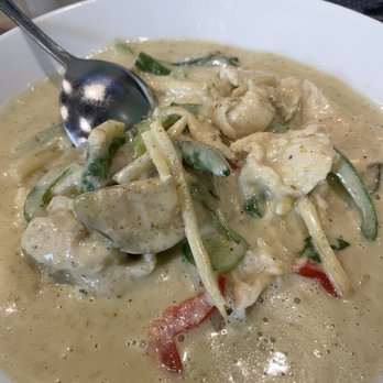 Buuz Thai Eatery - Green Curry - Thai Near Me - Arlington, Virginia