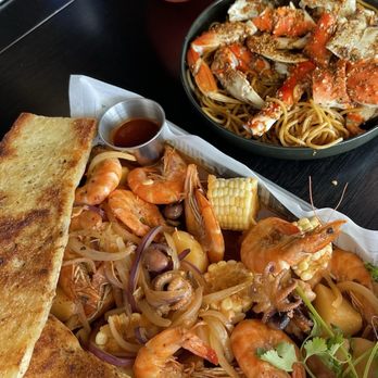 Destination Seafood House - NEW Fajitas seafood combo / NEW Garlic crab legs combo / Yuzu guava summer mocktail - Seafood Near Me - Westminster, California Destination Seafood House - NEW Fajitas seafood combo / NEW Garlic crab legs combo / Yuzu guava summer mocktail - Seafood Near Me - Westminster, California