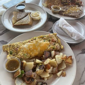 Annia's Kitchen - pilots favorite huevos rancheros french toast - American Near Me - El Monte, California