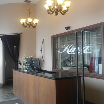 King Dry Cleaners - Reception area - Dry Cleaning Near Me - Oakville, Ontario King Dry Cleaners - Reception area - Dry Cleaning Near Me - Oakville, Ontario