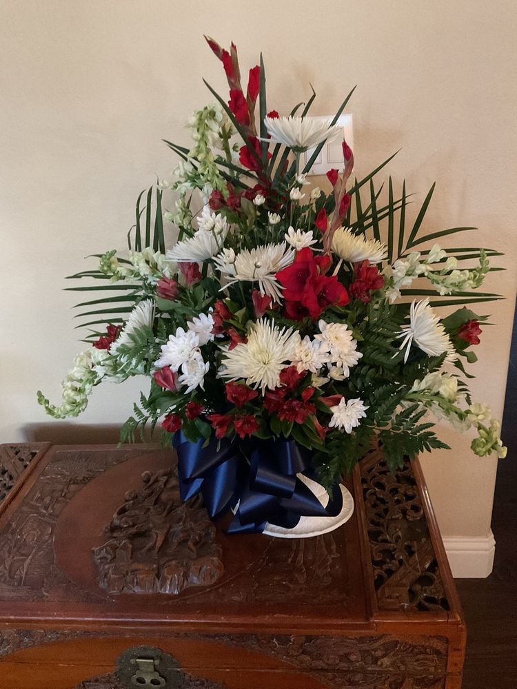DESIGNS BY RAY - Updated June 2026 - 9089 Elk Grove Blvd, Elk Grove ...