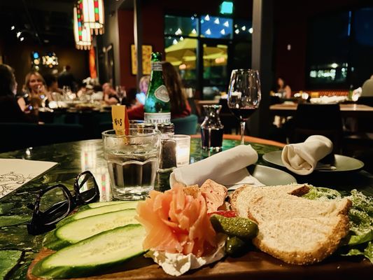 Postino Bryker Woods by null