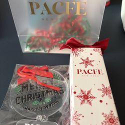 Limited-edition mini Christmas ornament and hand cream