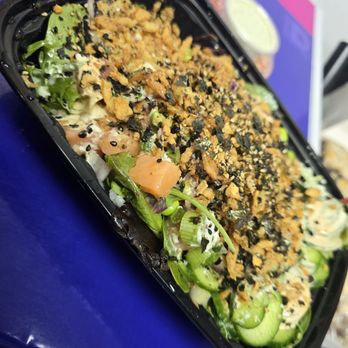 PokiTomik - Large poke bowl - Poke Near Me - Valley Glen, California