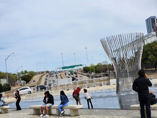 Klyde Warren Park by null