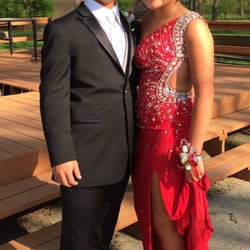 Custom Spray Tans By Lisa - Prom tans available! I spray tanned both individuals before their prom.