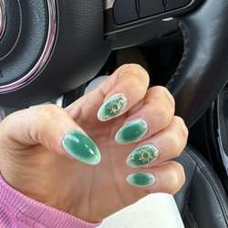 iEnvy Nail Bar
