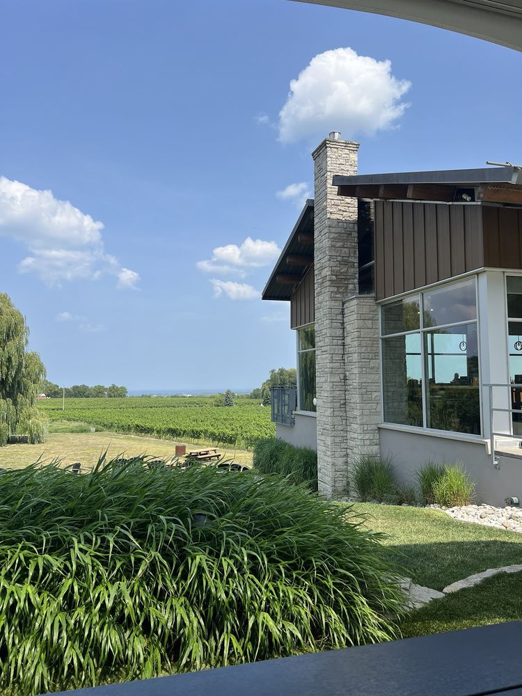 Fielding Estate Winery Logo