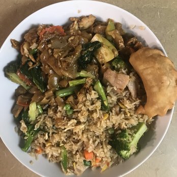 Kuni's Thai Cuisine - Curry Puff (V) Drunken Noodle Thai Fried Rice - Thai Near Me - Spokane, Washington Kuni's Thai Cuisine - Curry Puff (V) Drunken Noodle Thai Fried Rice - Thai Near Me - Spokane, Washington
