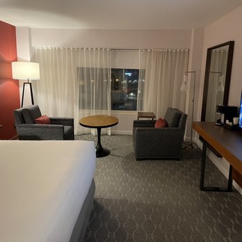 Hyatt Regency Boston Harbor - Sitting Area - Hotels Near Me - Boston, Massachusetts Hyatt Regency Boston Harbor - Sitting Area - Hotels Near Me - Boston, Massachusetts