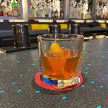W XYZ Bar - Sazerac - Bars Near Me - Ashburn, Virginia