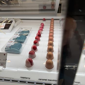 Good Good Chocolate - Chocolatiers & Shops Near Me - Philadelphia, Pennsylvania Good Good Chocolate - Chocolatiers & Shops Near Me - Philadelphia, Pennsylvania