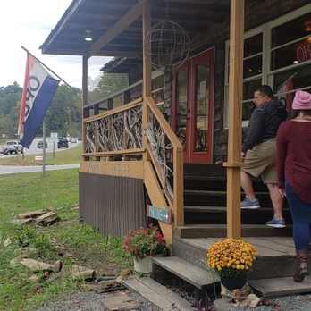 Cardinal Coffee - Coffee & Tea Near Me - Bryson City, North Carolina