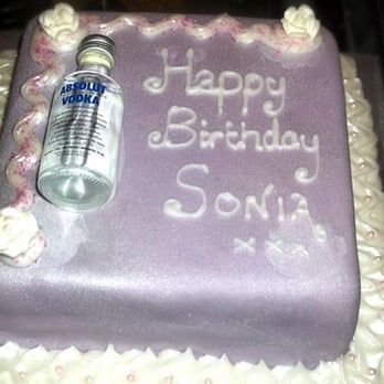 Cake-A-Lishious - Absolut Vodka Birthday Cake - Bakeries Near Me - London, XGL