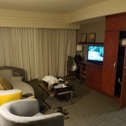 Courtyard by Marriott Casper - Sitting room of suite