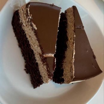VeGreen Noodle - Chocolate mousse cake - Noodles Near Me - Buford, Georgia