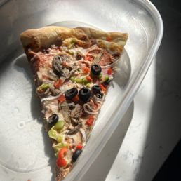 The Works Pizza- onion, mushroom, peppers-sausage, pepperoni, ham. VERY TASTY The Works Pizza- onion, mushroom, peppers-sausage, pepperoni, ham. VERY TASTY